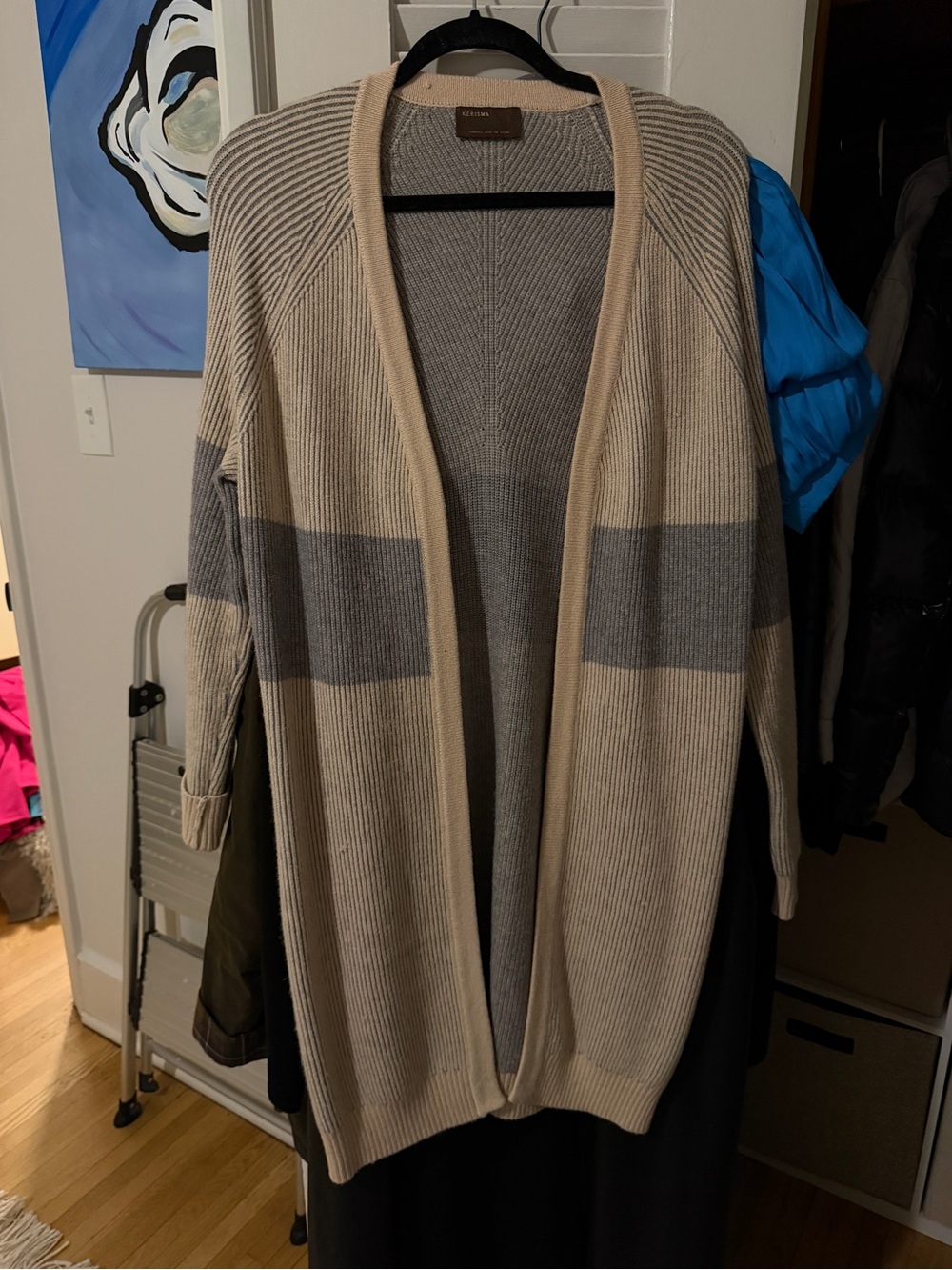 Kerisma Beige and Gray Open-Front Colorblock Cardigan
